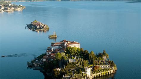 invitati sfilata louis vuitton isola bella|Sfilata Luis Vuitton sull'Isola bella, ecco tutti gli ospiti vip e .